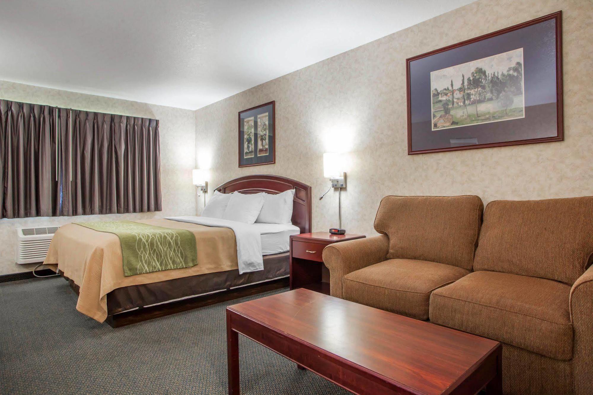 Comfort Inn Story City Dış mekan fotoğraf